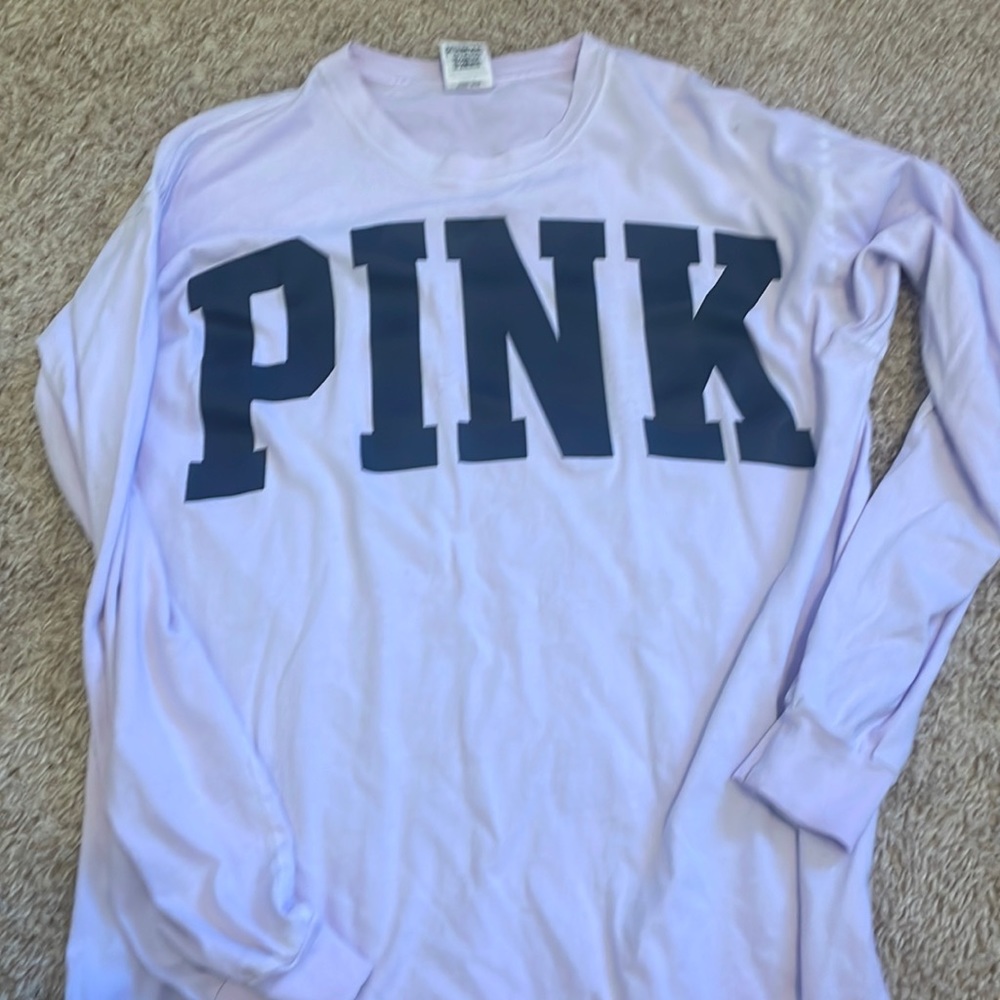 VS Pink Long Sleeve Tee